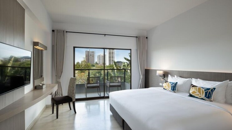 Centara Life Cha-Am Beach Resort Hua Hin